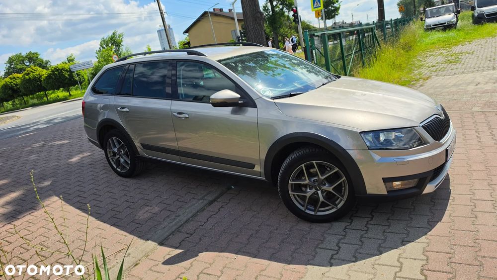 Skoda Octavia 2.0 TDI (Green tec) 4x4 Scout - 37