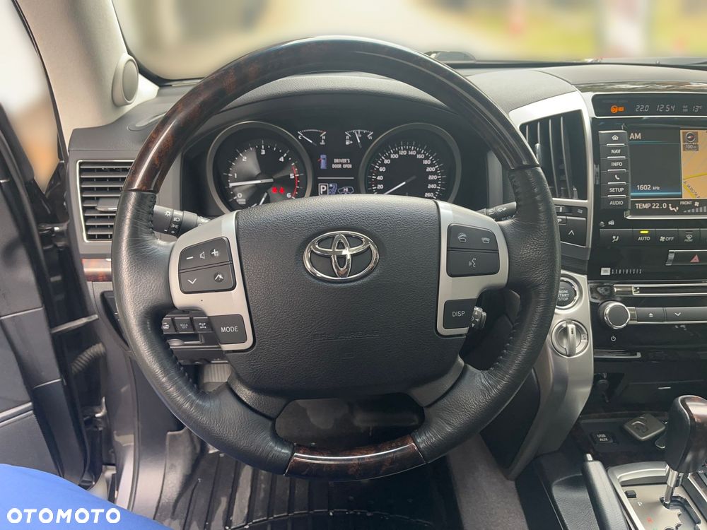 Toyota Land Cruiser LC 4.5 D-4D V8 Limited - 11