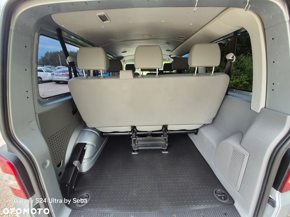 Volkswagen Transporter - 16