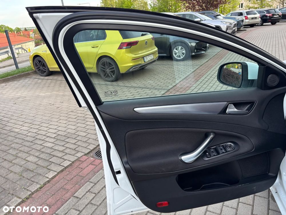 Ford Mondeo 2.0 TDCi Titanium X - 28