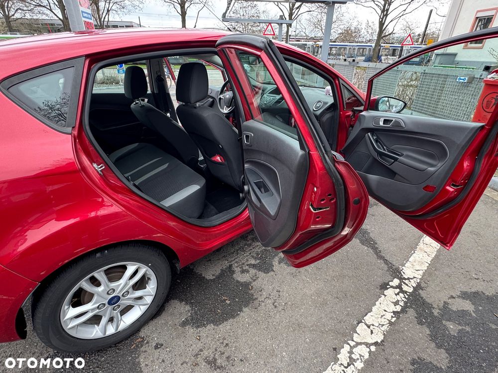 Ford Fiesta - 14