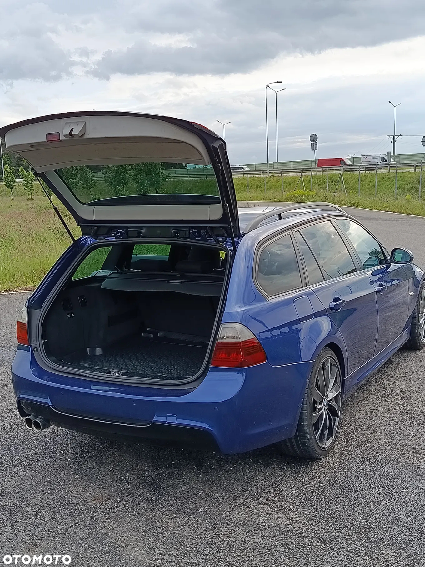 BMW Seria 3 318d - 9