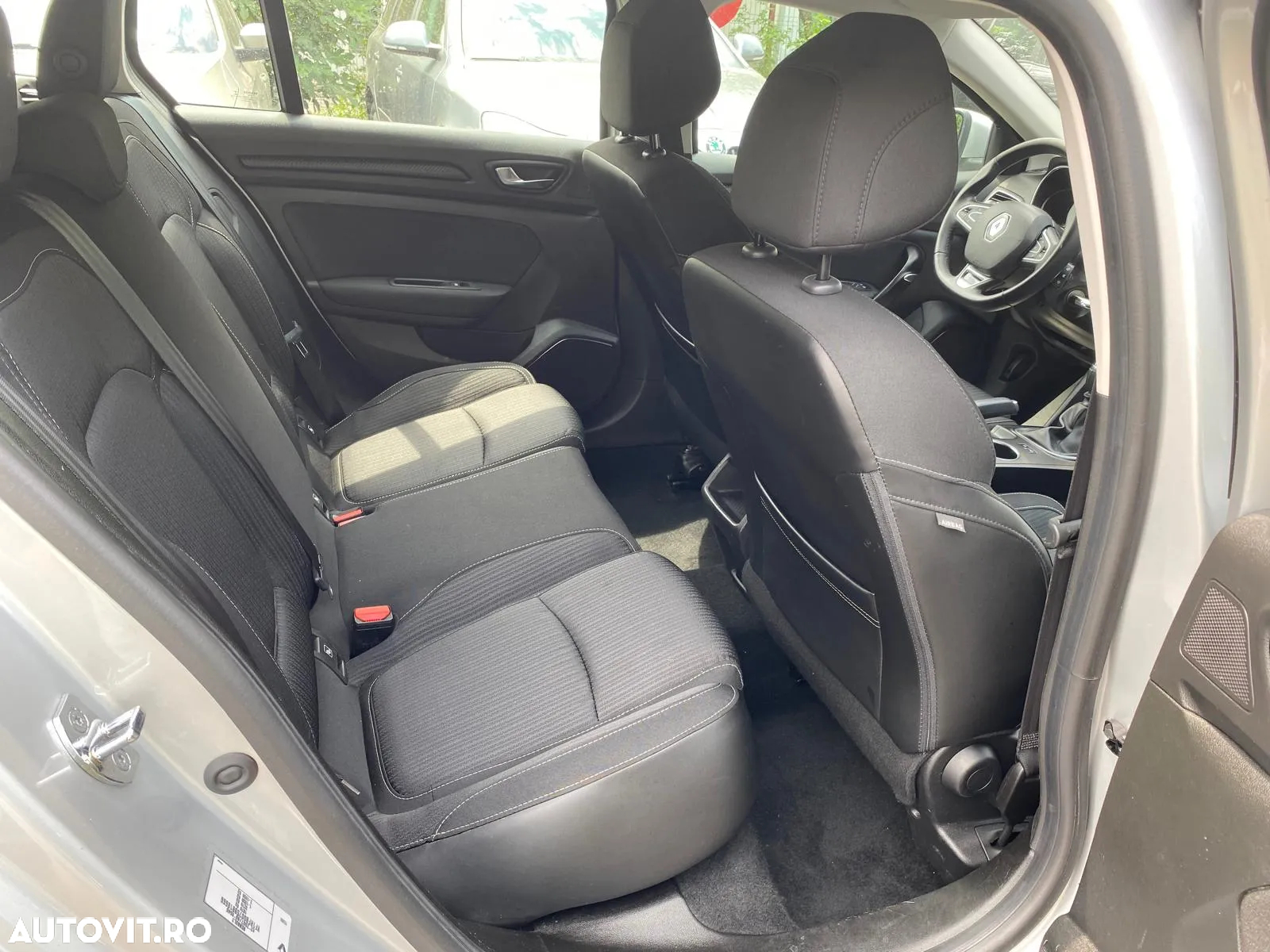 Renault Megane 1.5 dCi Dynamique - 7