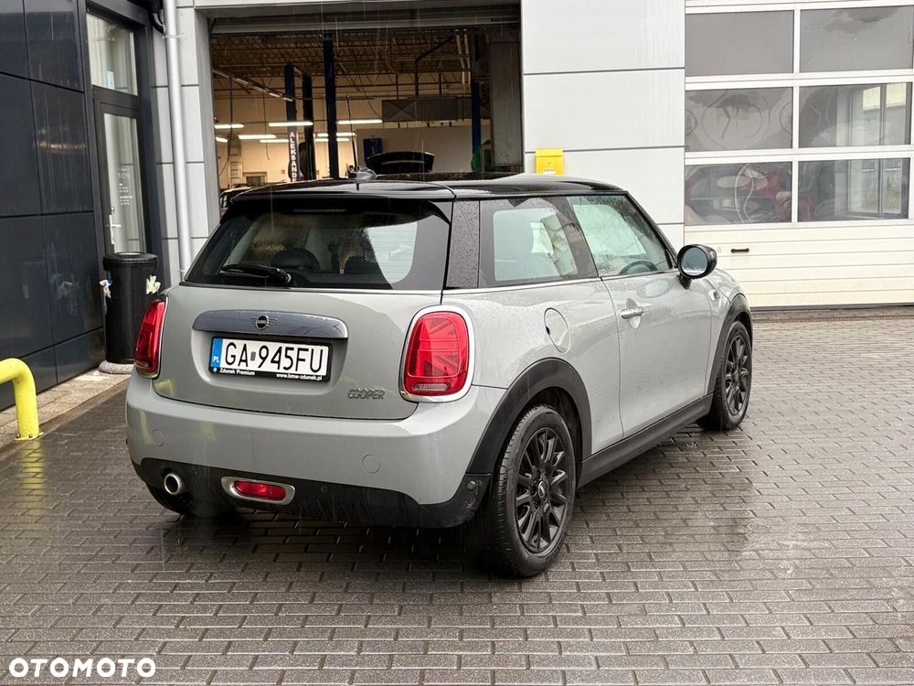 MINI Cooper Classic Trim - 5