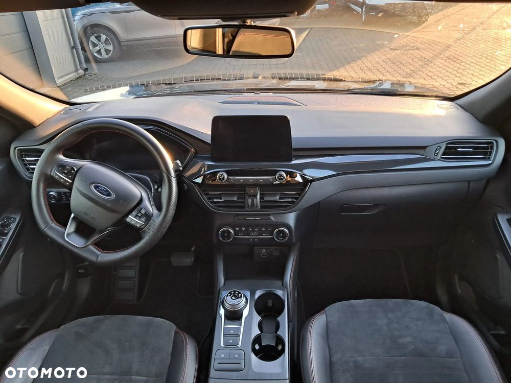 Ford Kuga 2.5 Duratec FHEV 4x4 ST-LINE - 17