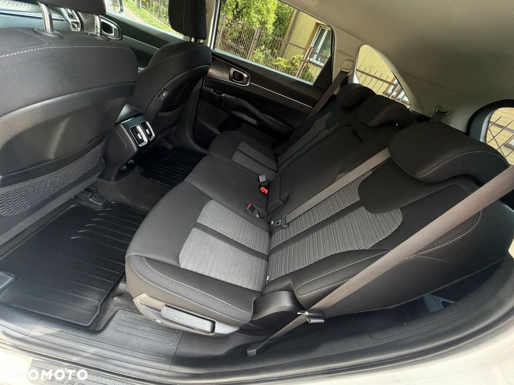 Kia Sorento 1.6 T-GDI HEV L 4WD 7os - 32