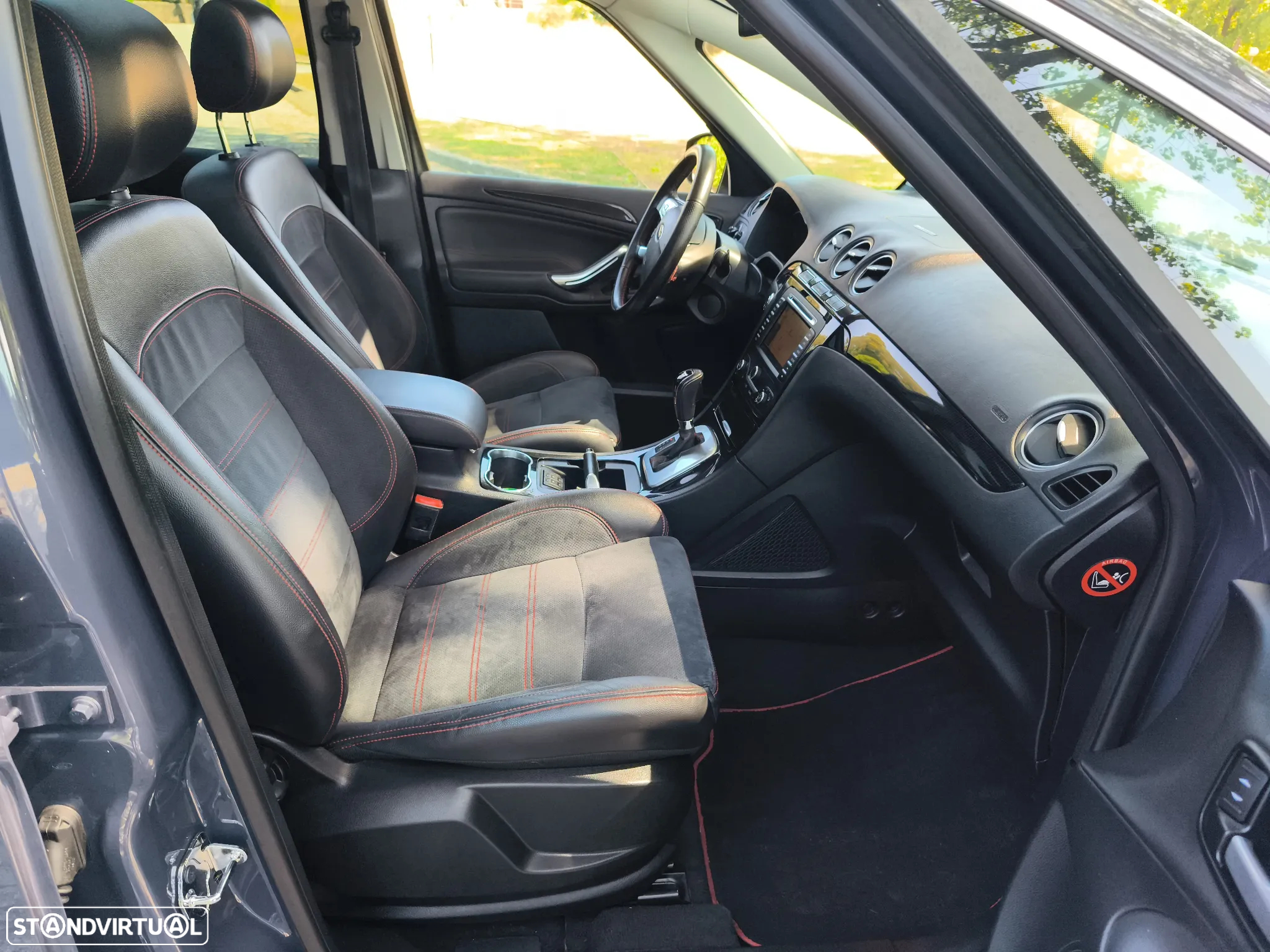 Ford S-Max 2.0 TDCi Titanium Busine. 7L Aut. - 40