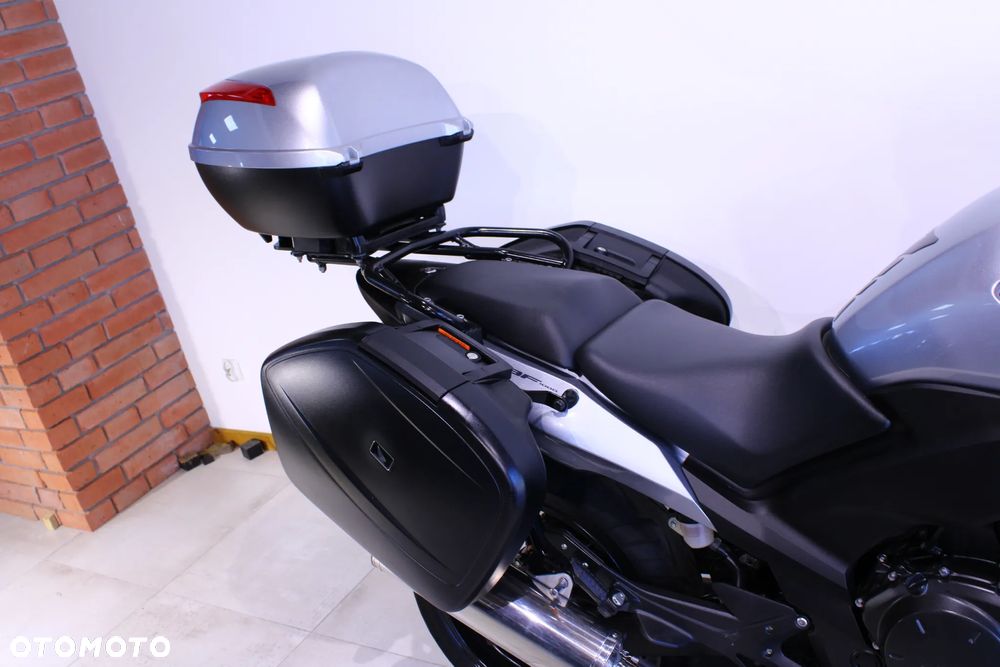 Honda CBF - 15