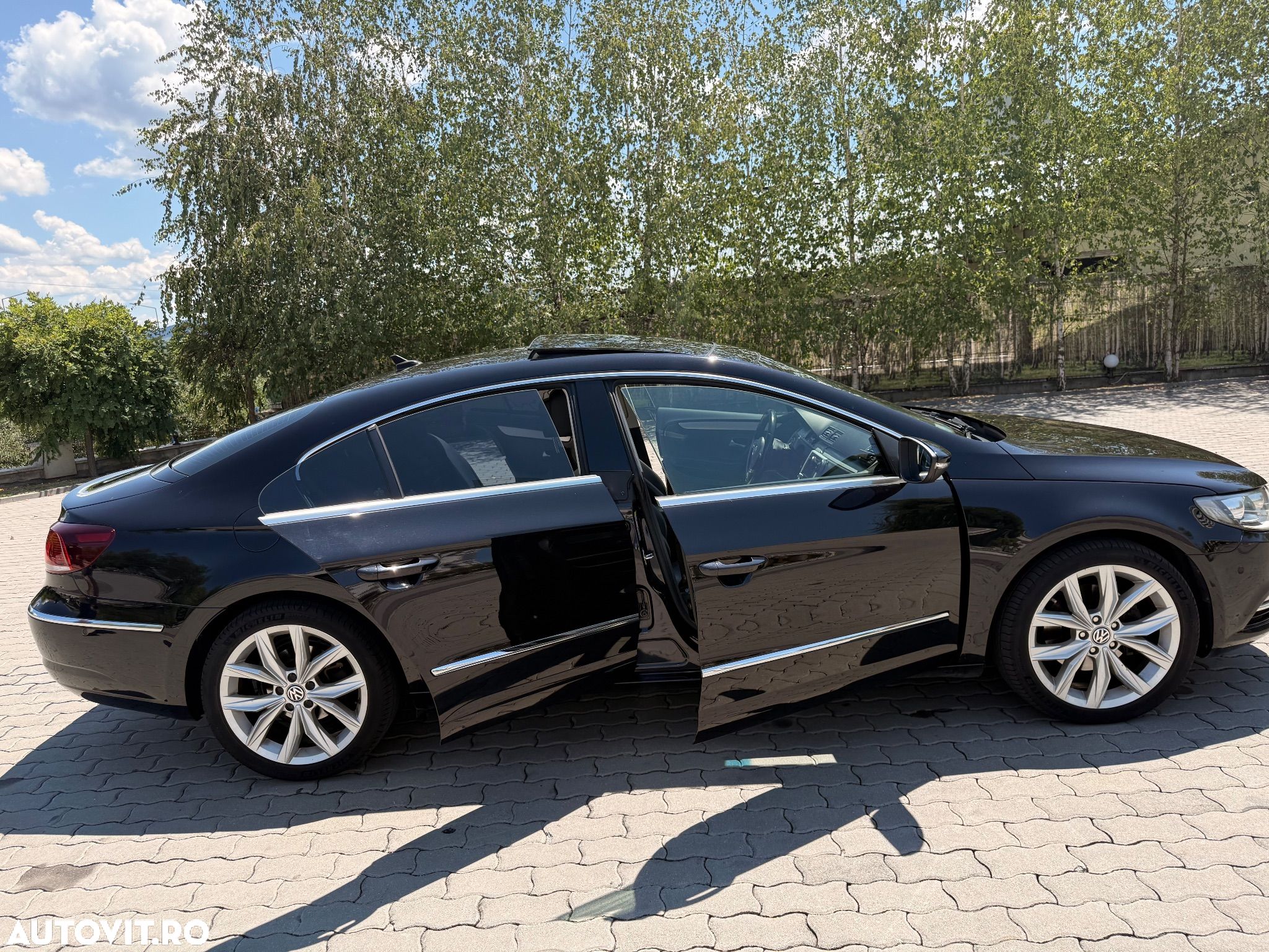 Volkswagen Passat CC 2.0 TDI BlueMotion Technology DSG - 1