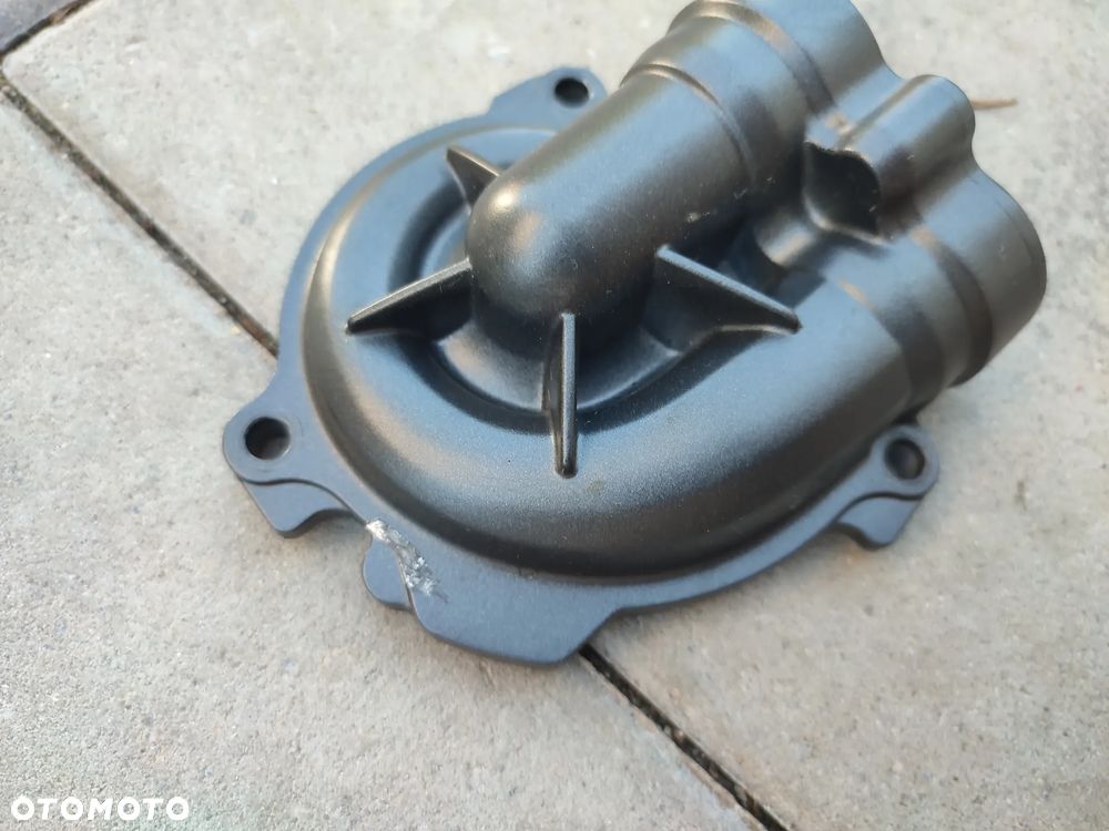 Dekiel pompy wody Yamaha MT07 - 2