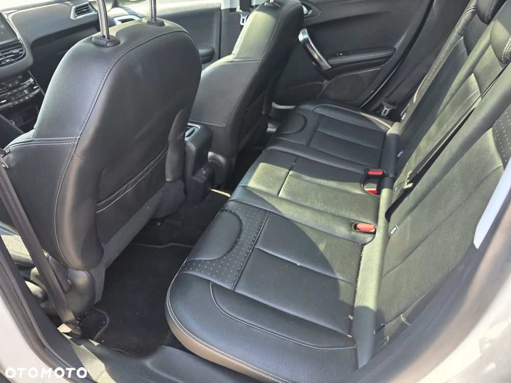 Peugeot 2008 PureTech 130 Stop&Start Allure - 10