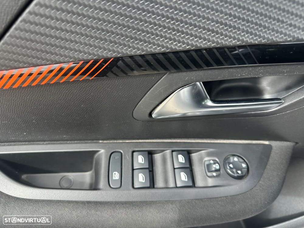 Peugeot 208 1.2 PureTech Active - 10