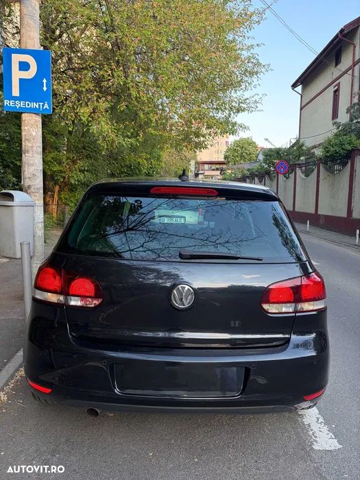 Volkswagen Golf 1.6 TDI DPF DSG BlueMotion Technology Highline - 4