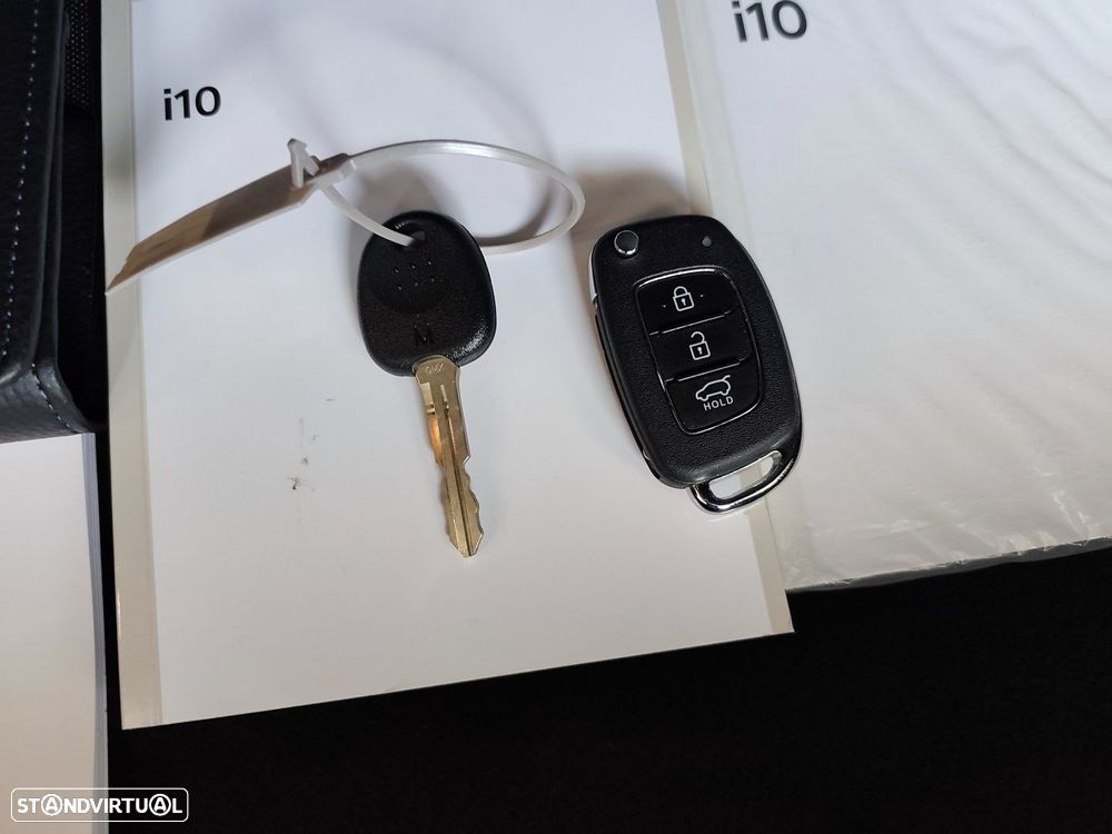 Hyundai i10 1.0 Comfort AMT - 31
