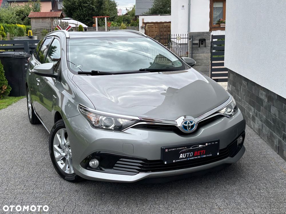 Toyota Auris 1.8 HSD Prestige NAVI - 10