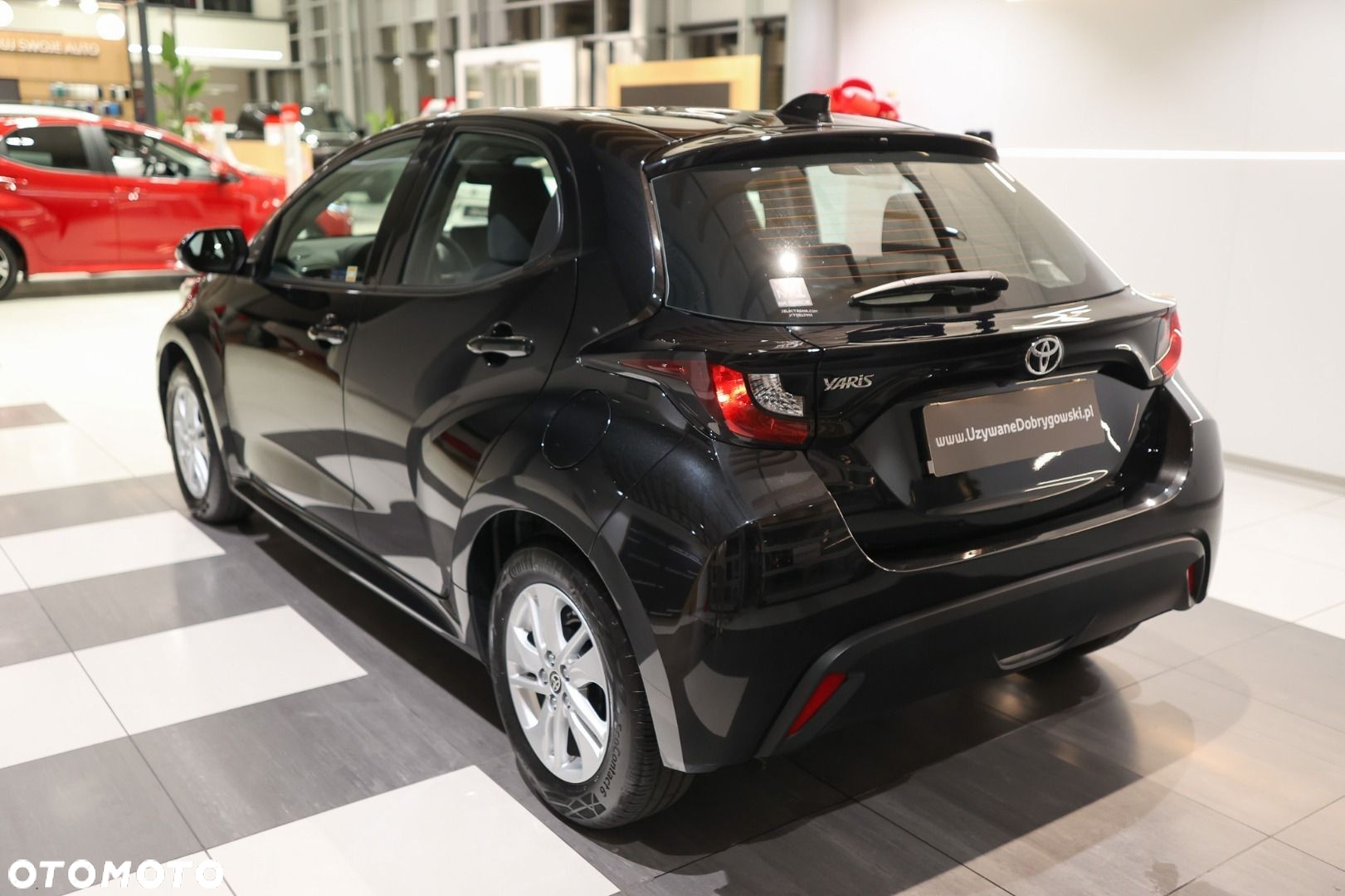 Toyota Yaris - 4