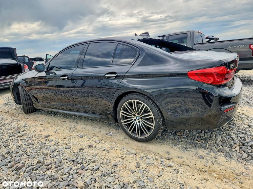 BMW Seria 5 540i xDrive - 2