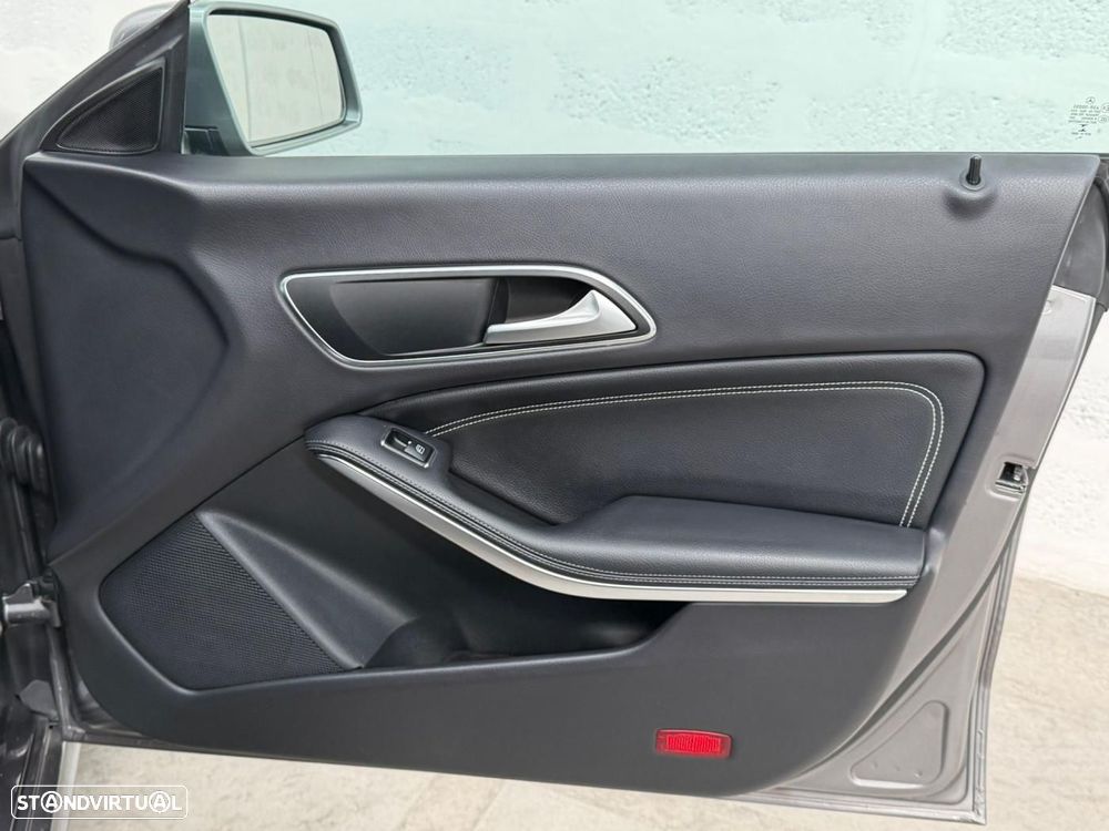 Mercedes-Benz CLA 200 - 37