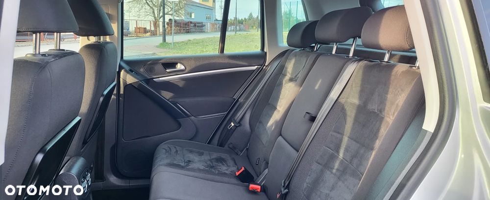 Volkswagen Tiguan - 16