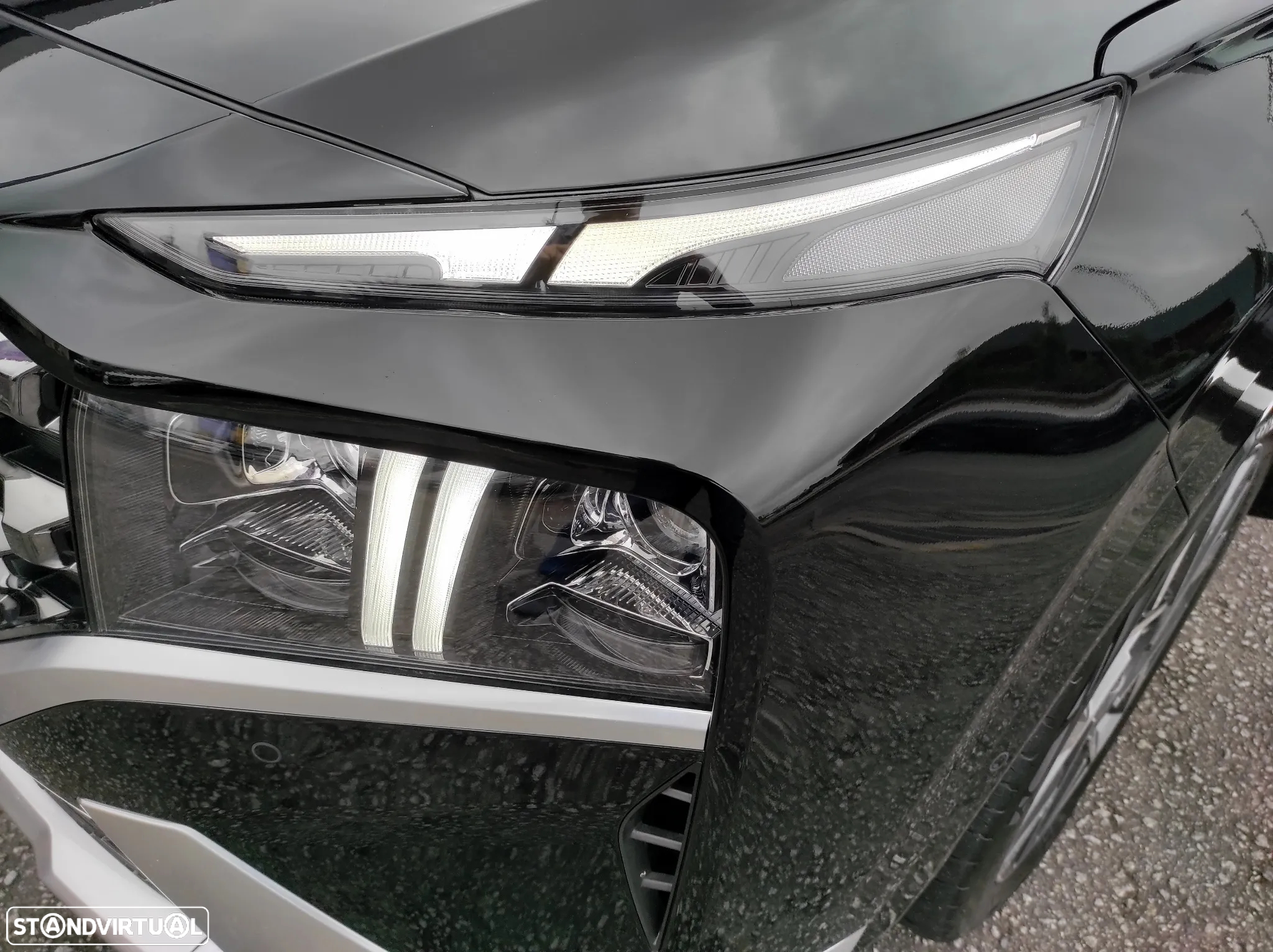 Hyundai Santa Fe 2.2 CRDi Vanguard+Luxury Pack - 43