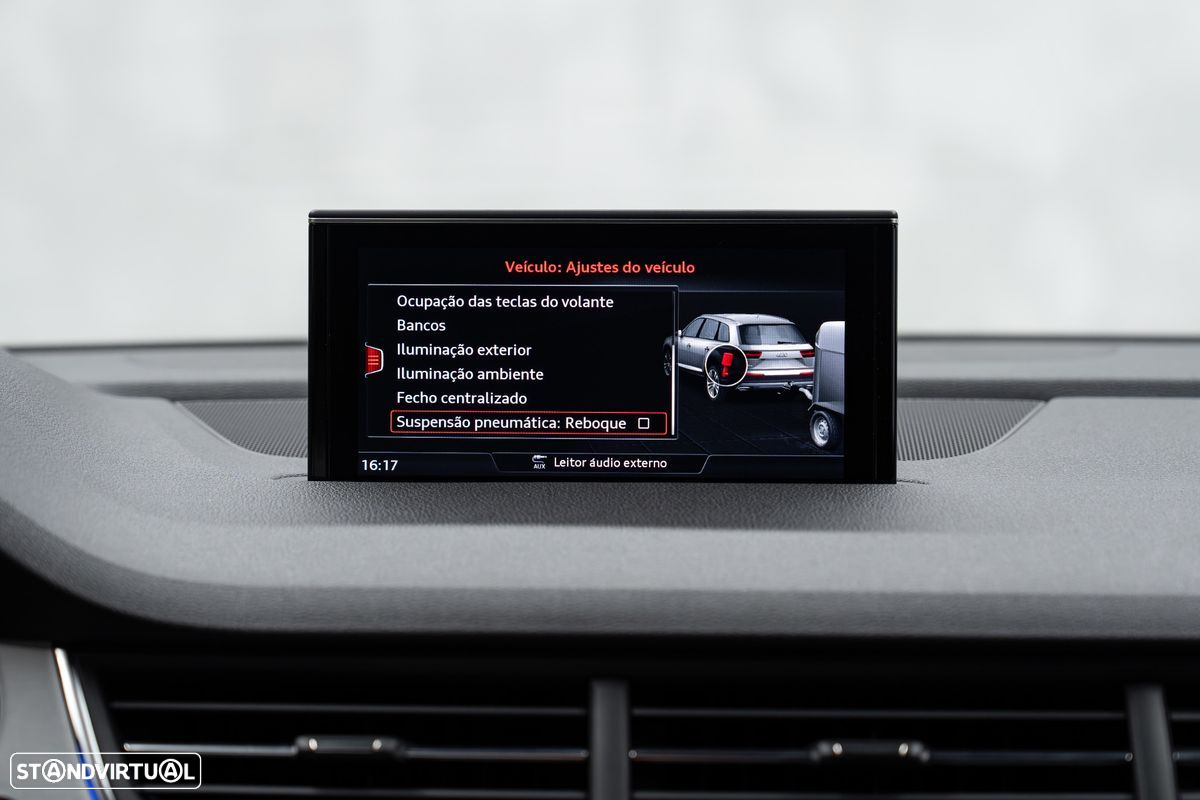 Audi Q7 3.0 TDI quattro S-line Tiptronic 7L - 43