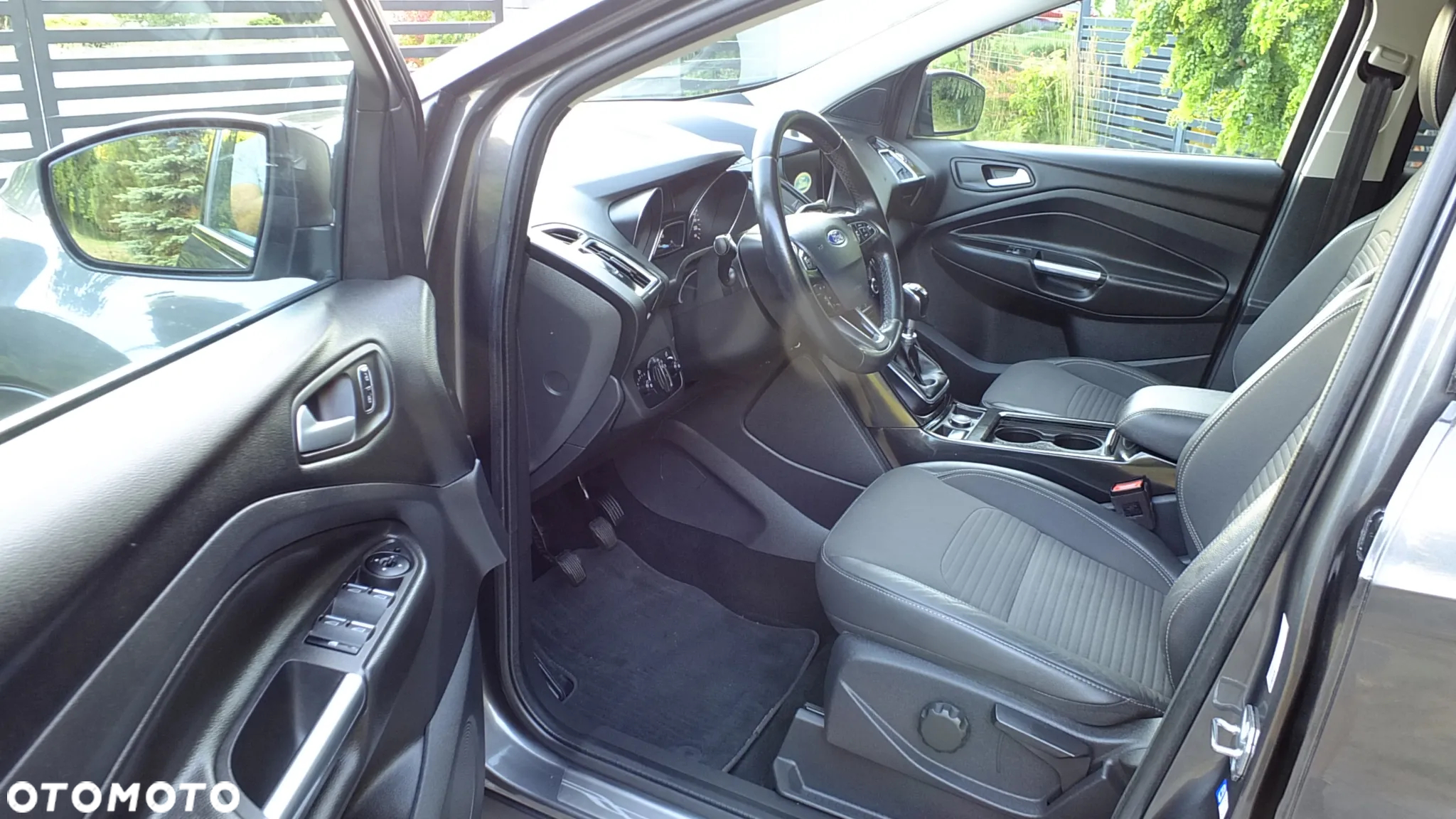Ford Kuga 1.5 EcoBoost FWD Edition ASS MMT6 - 13