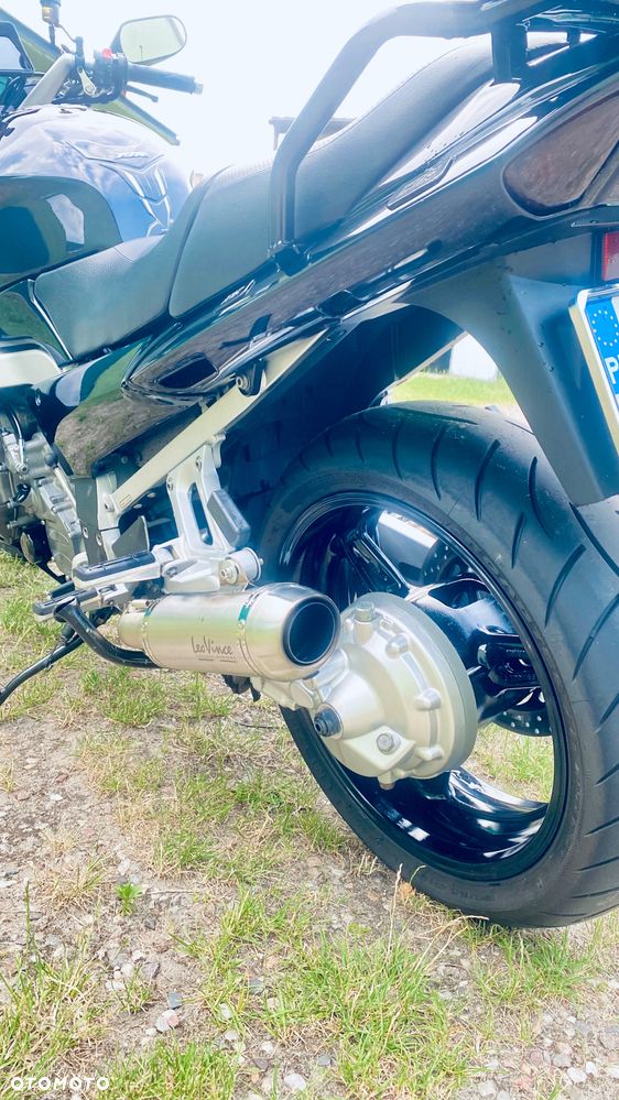 Yamaha FJR - 11