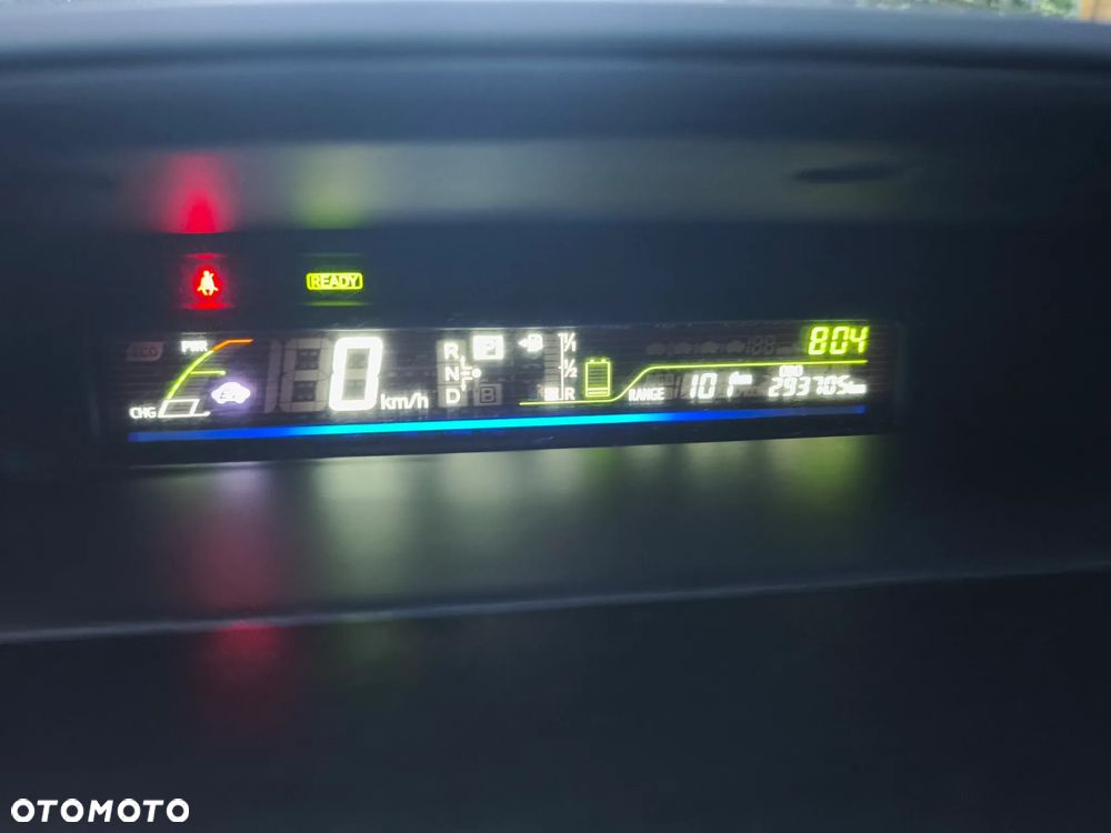 Toyota Prius+ 1.8 HSD Prestige - 25