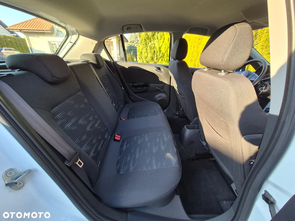 Opel Corsa 1.2 16V Edition / Active - 34