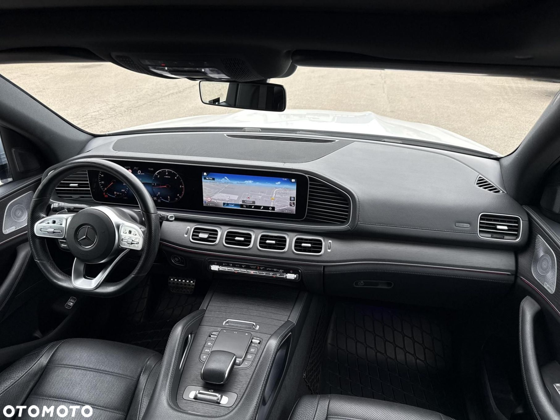 Mercedes-Benz GLS - 21