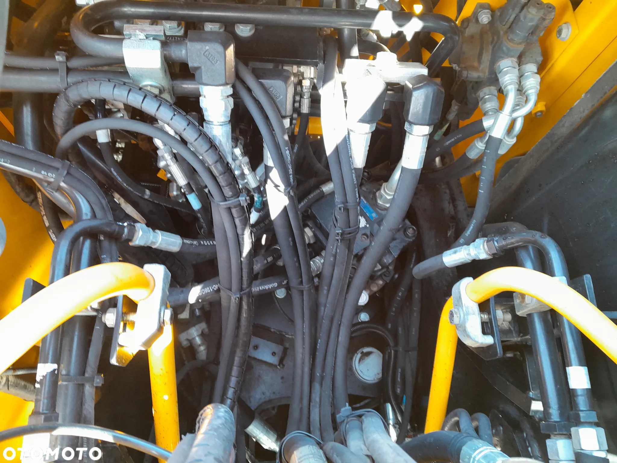 JCB JS145W - 27