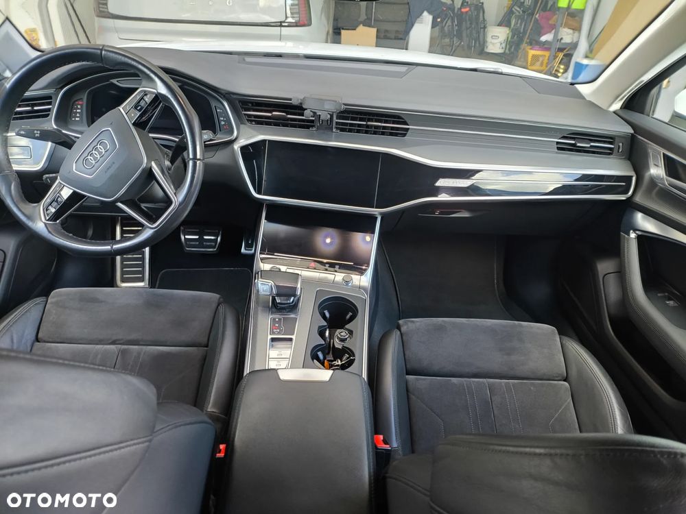 Audi A6 Allroad - 11