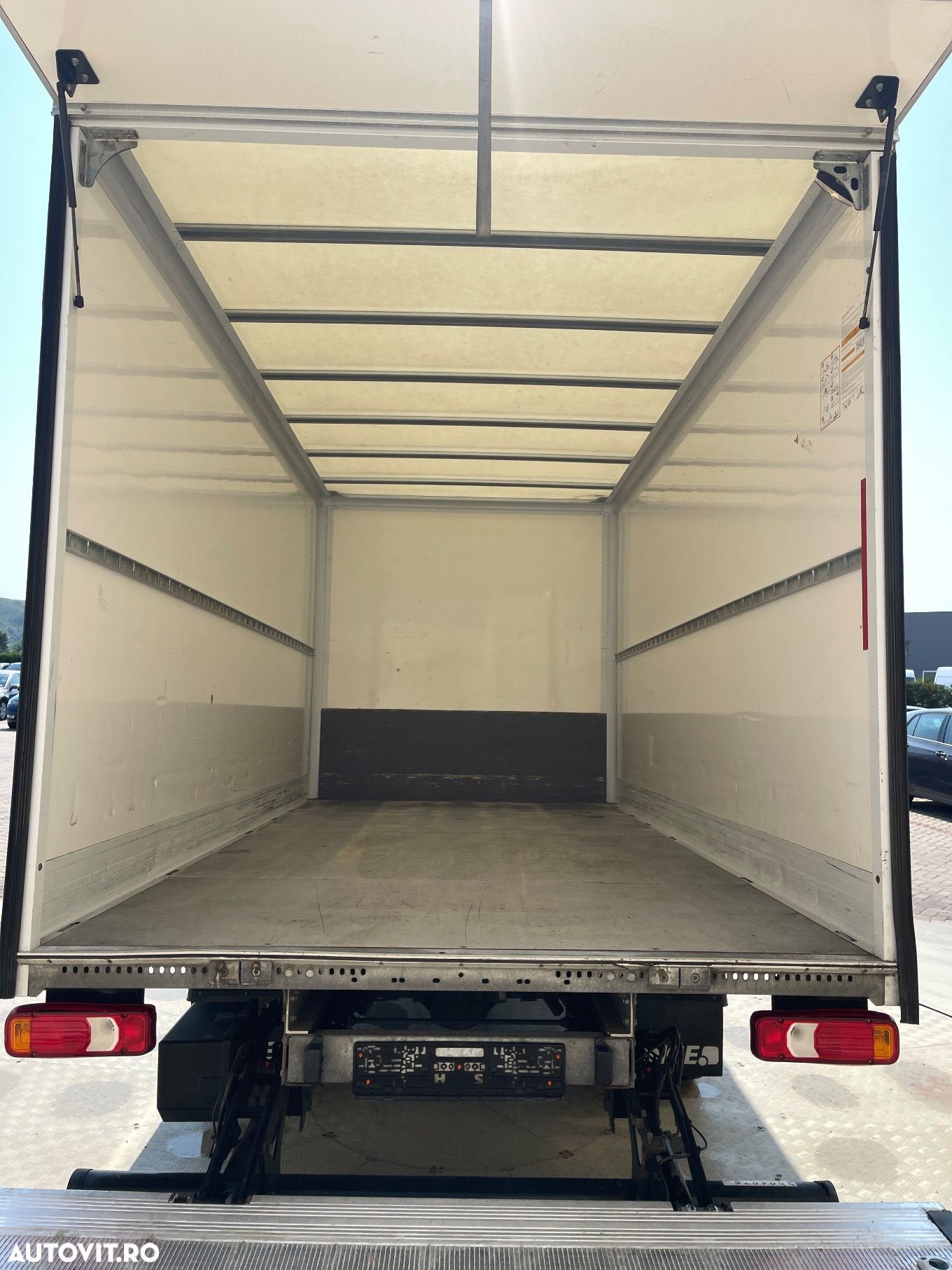 Iveco Daily 35C16 KOFFER LIFT PUNTE DUBLA - 17