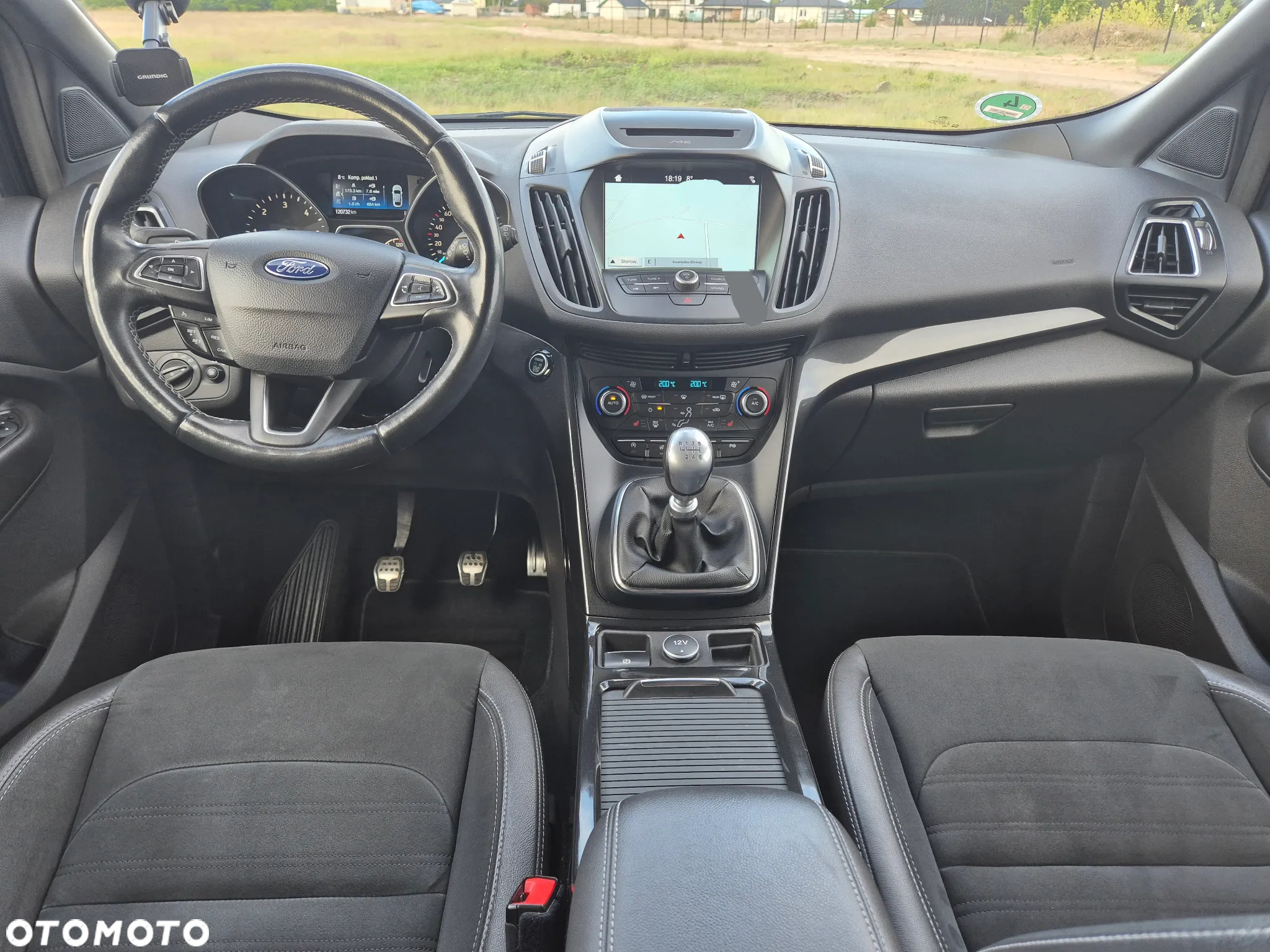 Ford Kuga 2.0 TDCi 2x4 ST-Line - 8