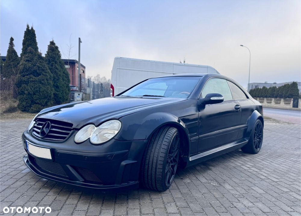 Mercedes-Benz CLK - 4