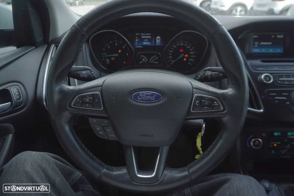 Ford Focus 1.5 TDCi Titanium - 19