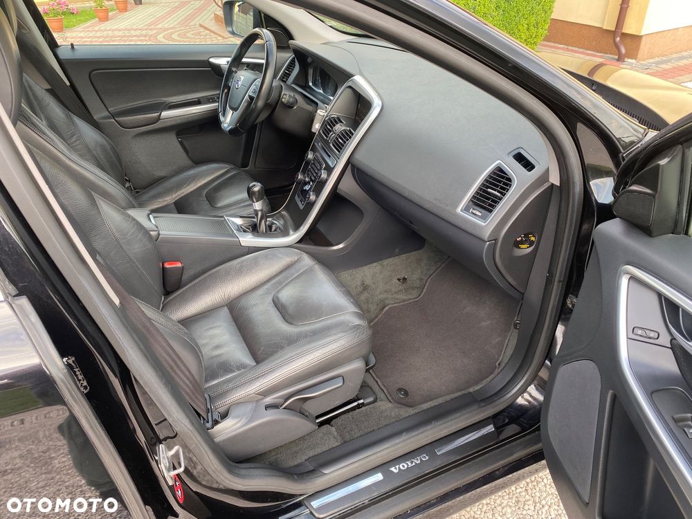 Volvo XC 60 D3 Momentum - 20