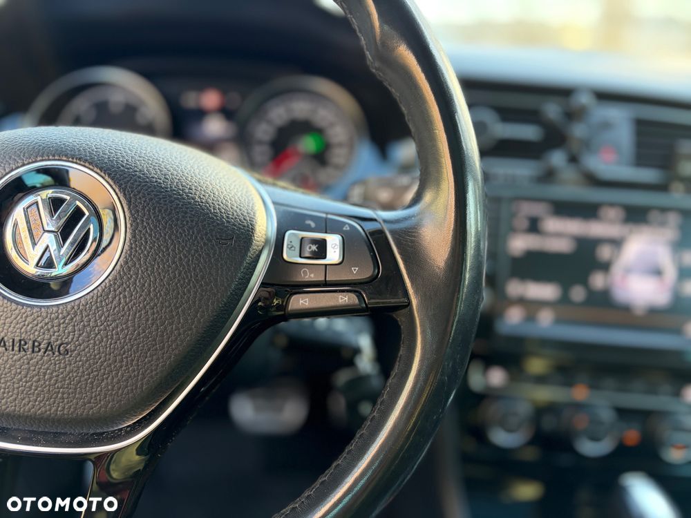 Volkswagen Golf 2.0 TDI SCR DSG Highline - 12