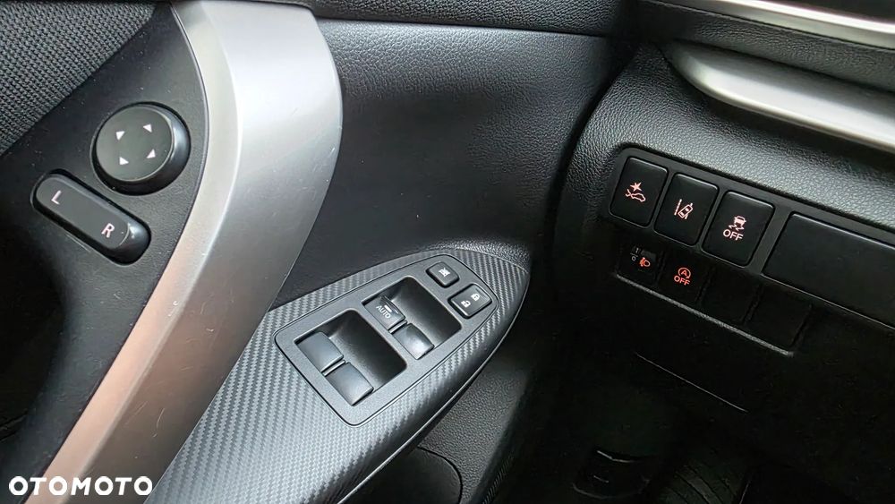 Mitsubishi Eclipse Cross 1.5 T Intense - 15