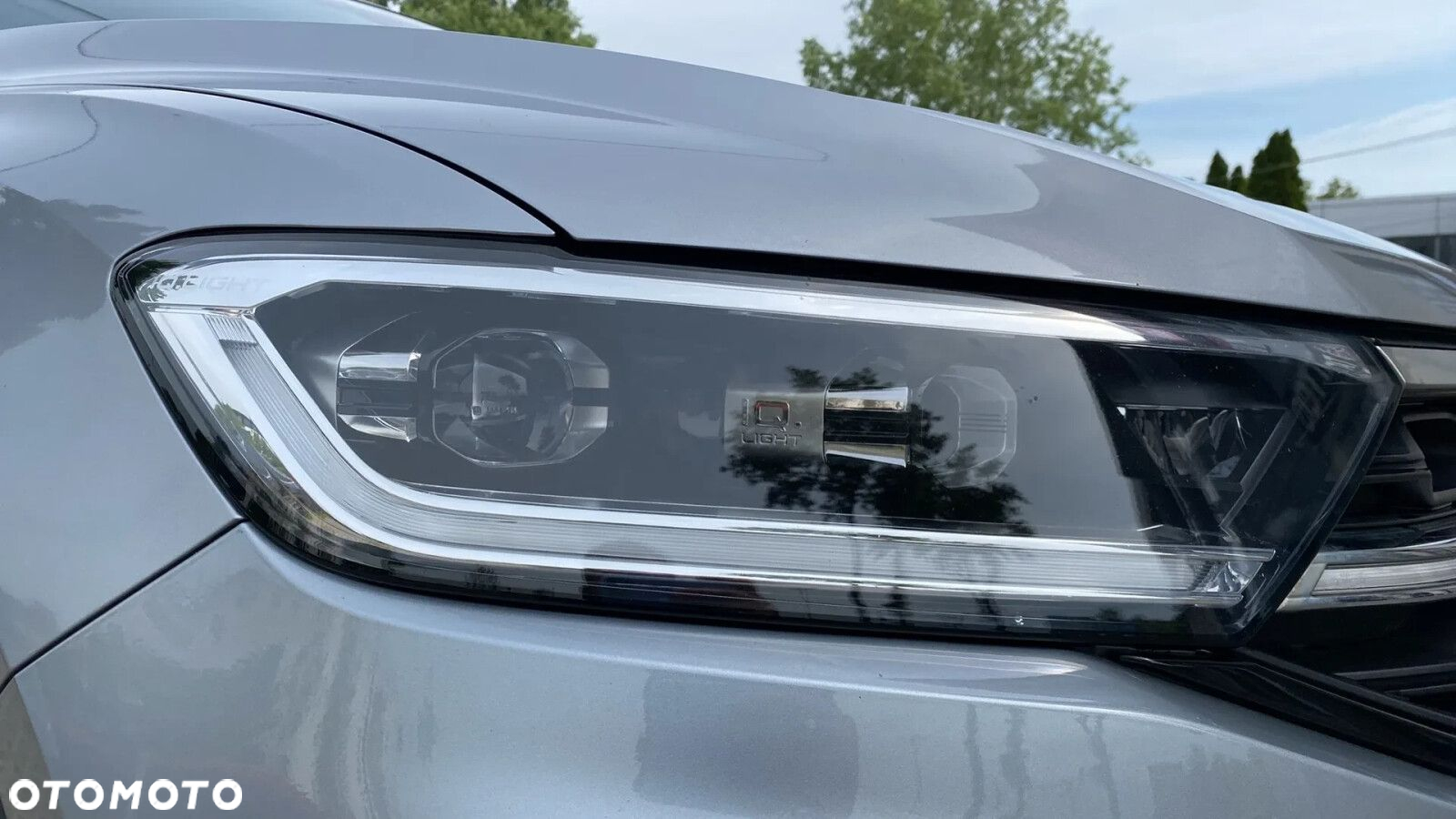 Volkswagen T-Roc - 10