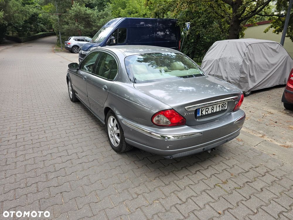 Jaguar X-Type 2.0 D High - 4