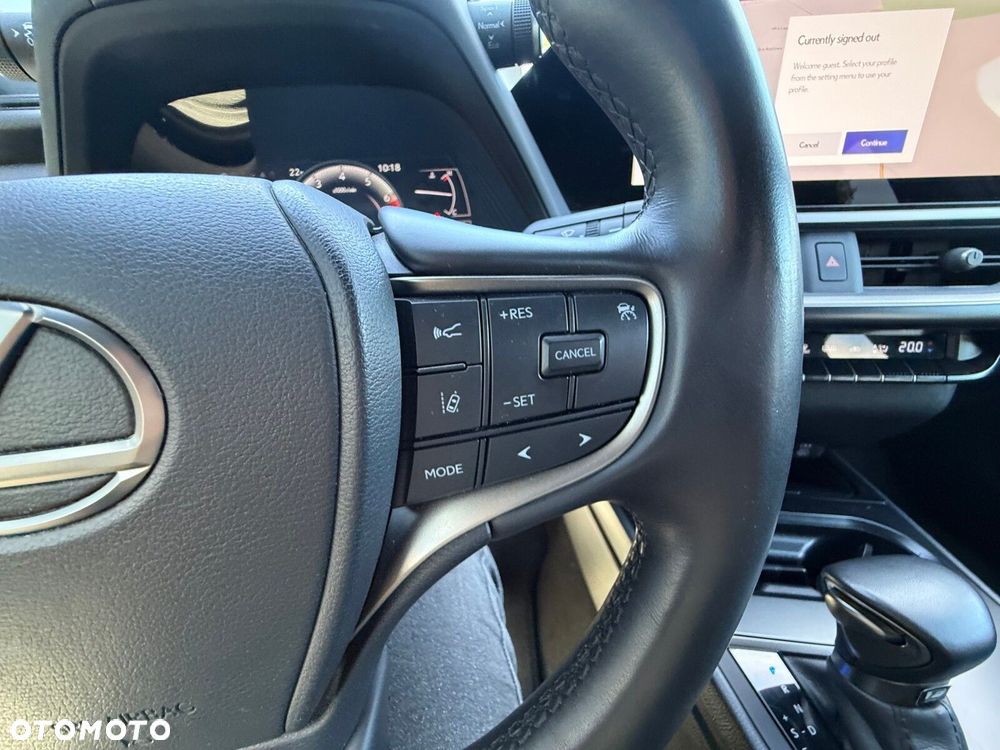 Lexus UX - 20