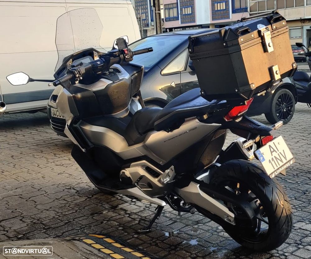 Honda Forza 750 - 10