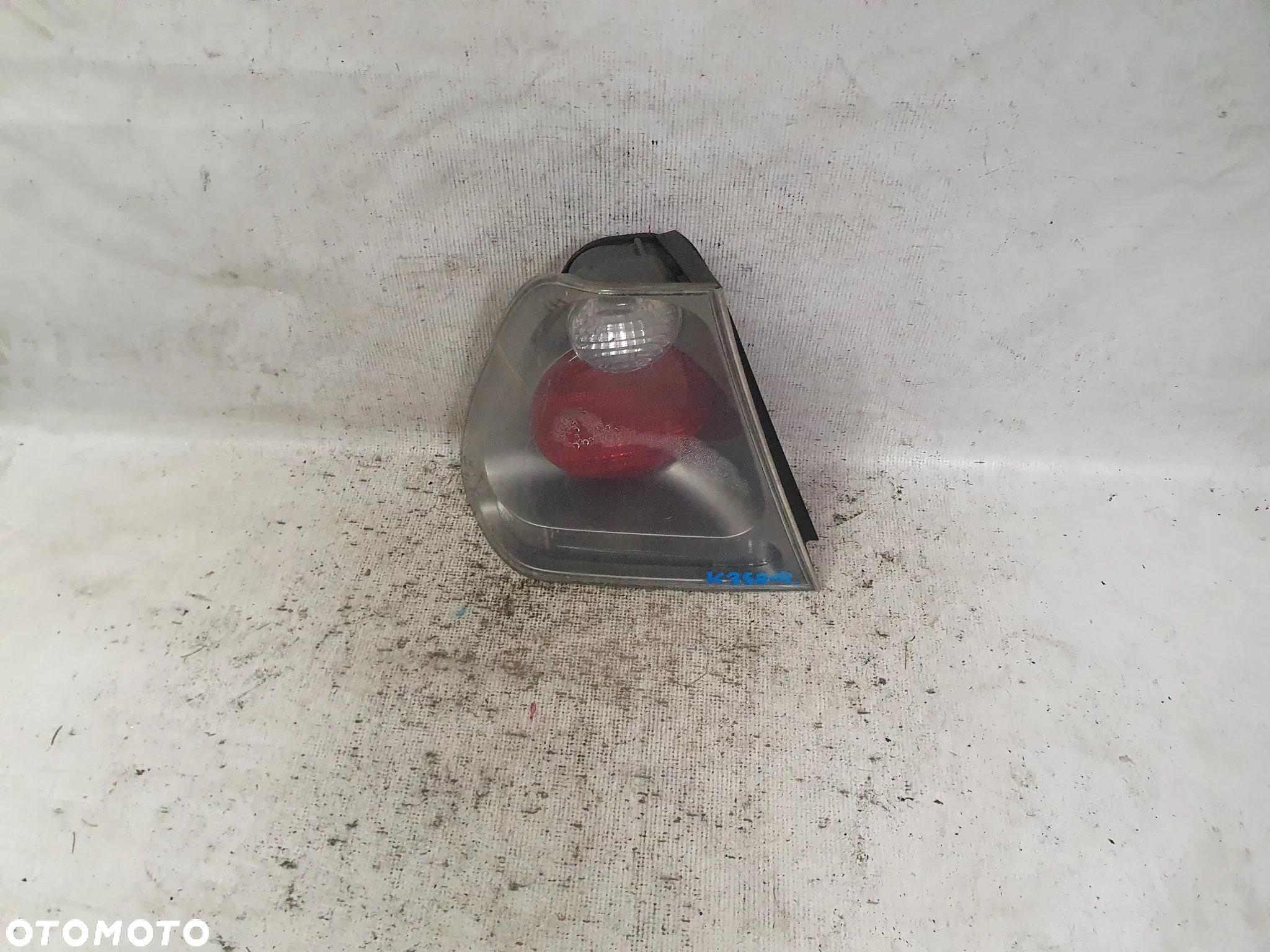* LAMPA TYLNA LEWA TYŁ LEWO BMW 3 E46 COMPACT - 2