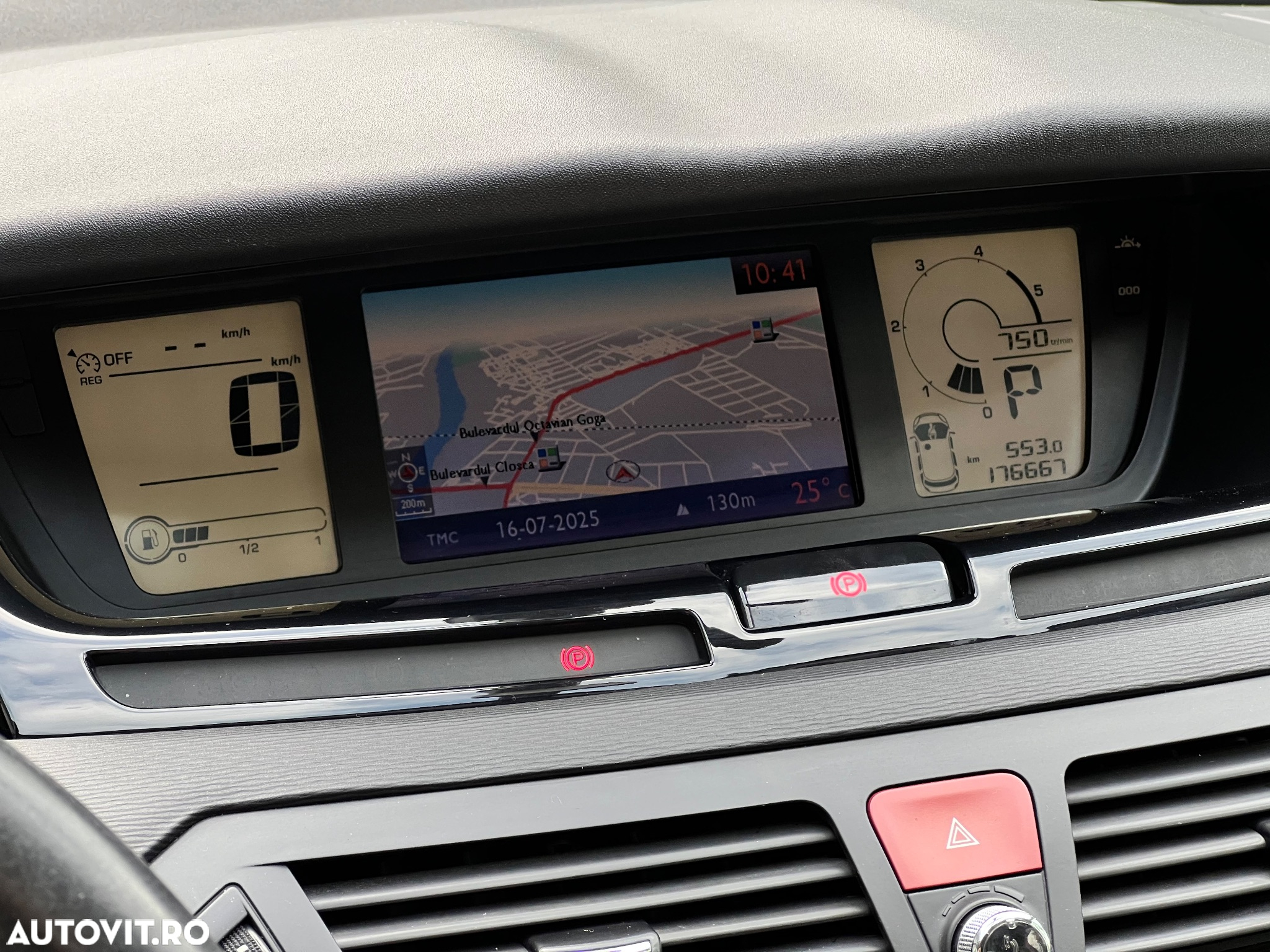 Citroën C4 Picasso 2.0 HDi FAP Aut. Exclusive - 29