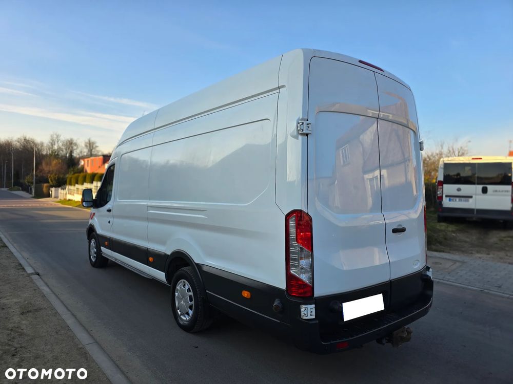 Ford Transit - 9