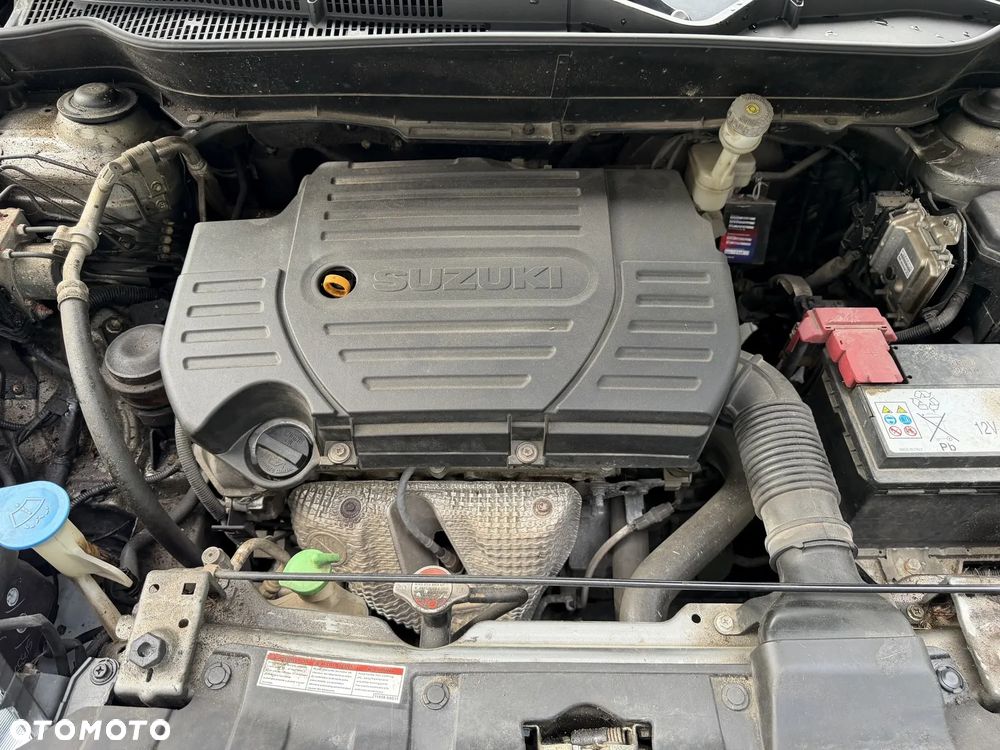 Suzuki Vitara 1.6 Premium 2WD - 34