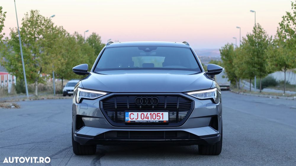 Audi e-tron 55 quattro S line - 33