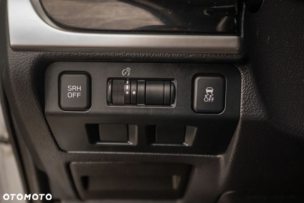 Subaru Forester 2.0D Lineartronic Exclusive - 32