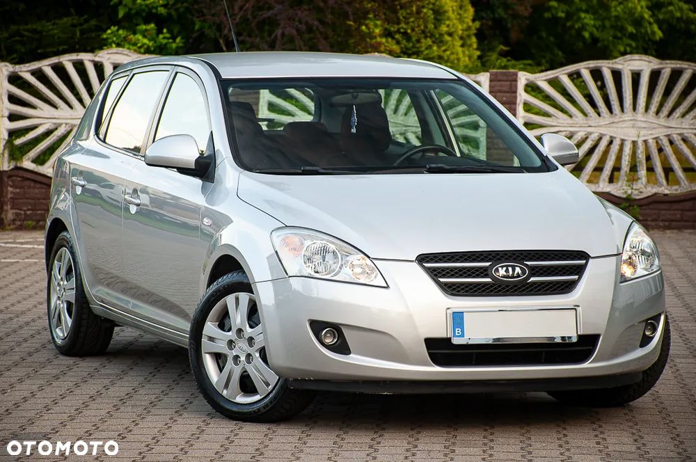 Kia Ceed 1.4 Comfort + - 2